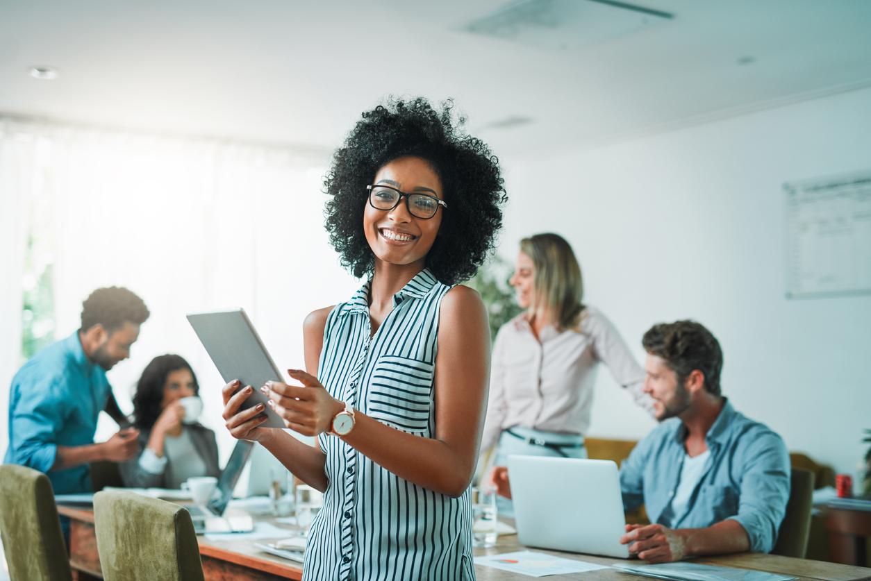 Company running global payroll through a PEO to pay employees without setting up an entity.