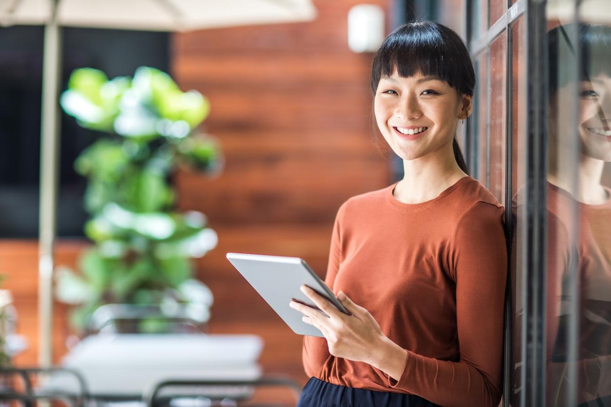 Using global payroll services to pay your global teams anywhere in the world